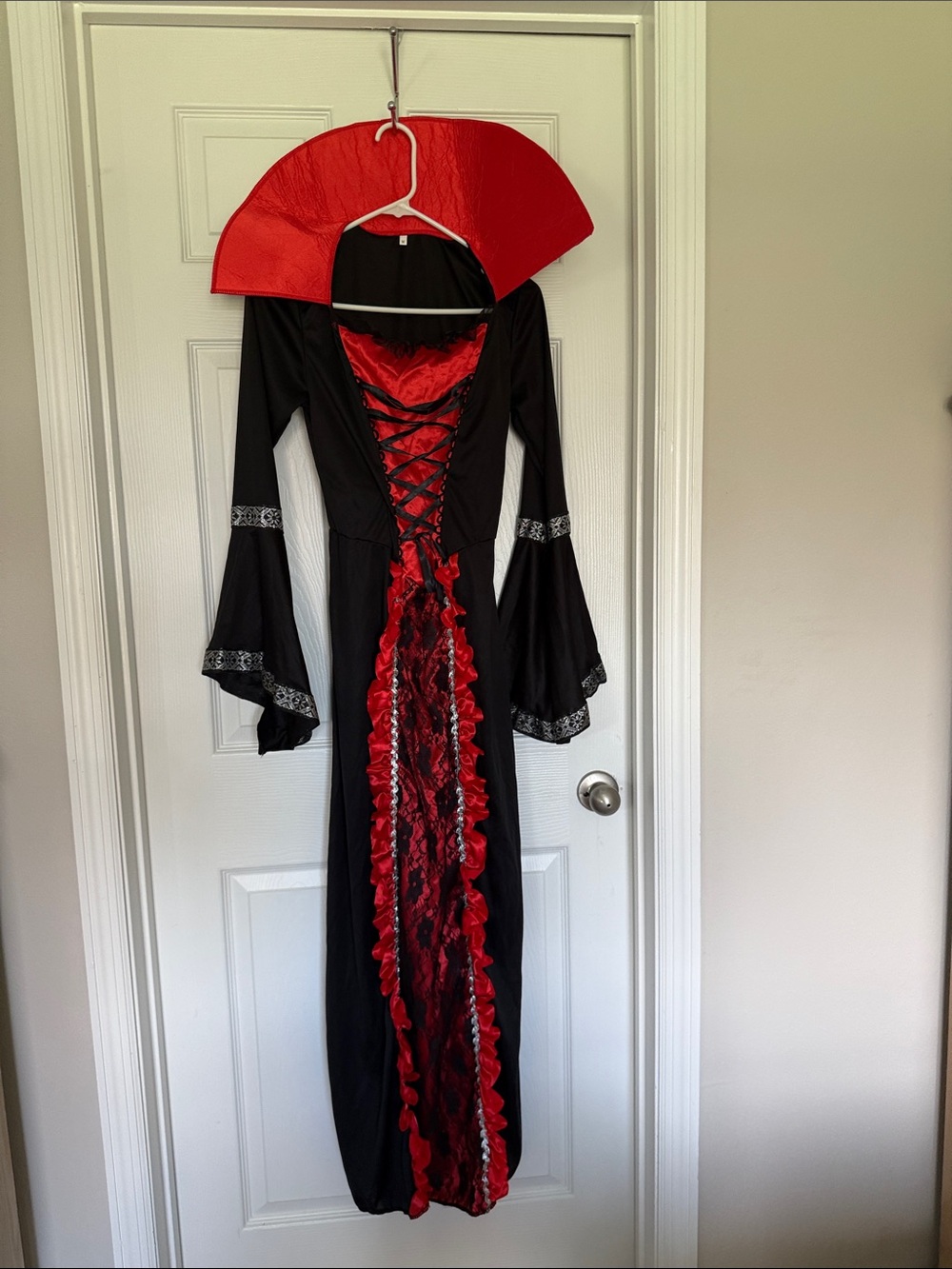 Xtimee women’s vampire costume